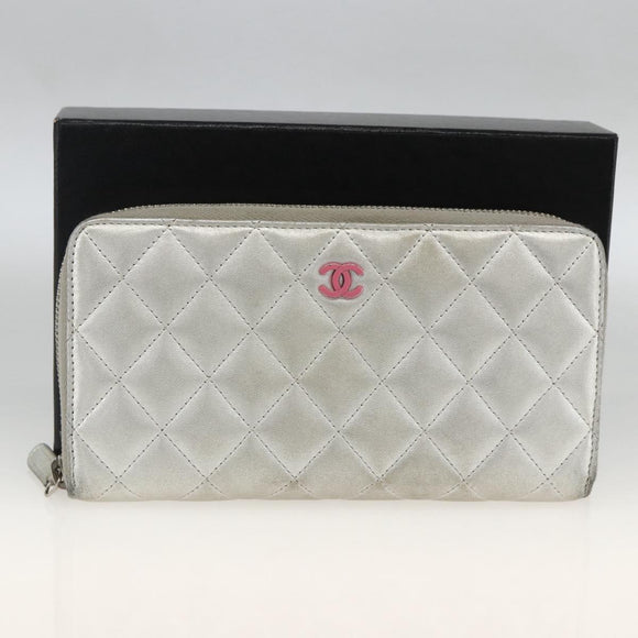 CHANEL Matelasse Long Wallet Lamb Skin Silver CC Auth LNZ865A