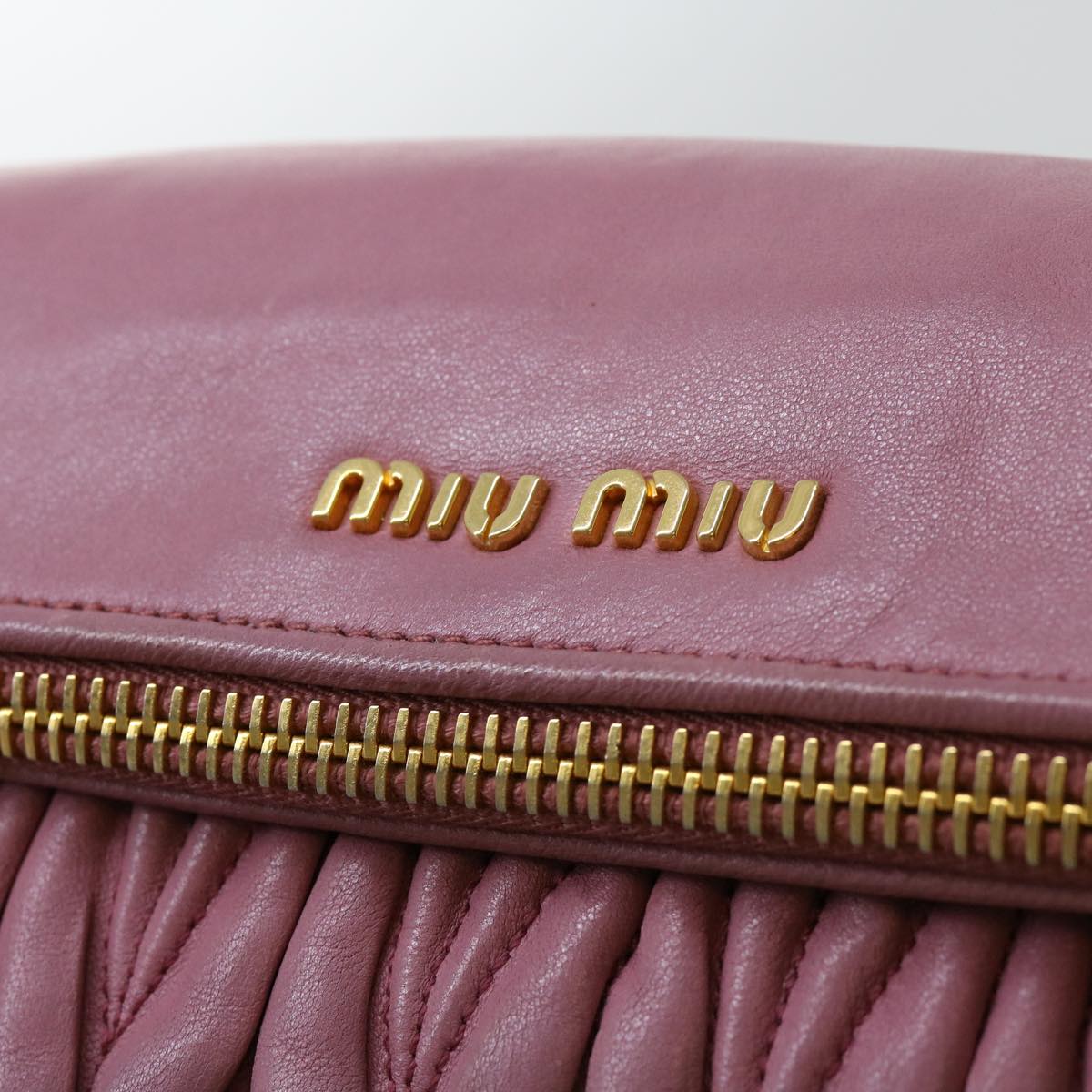 Miu Miu Materasse Clutch Bag Leather Pink Auth mr038