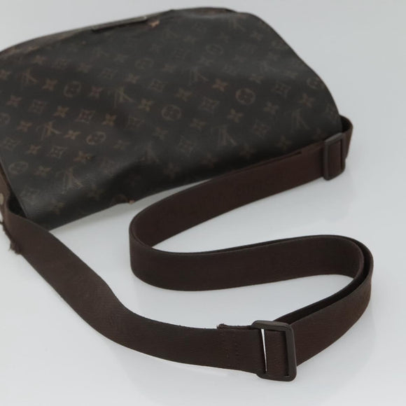 LOUIS VUITTON Monogram Messenger MM Beaubourg Shoulder Bag M97038 LV Auth mr1109