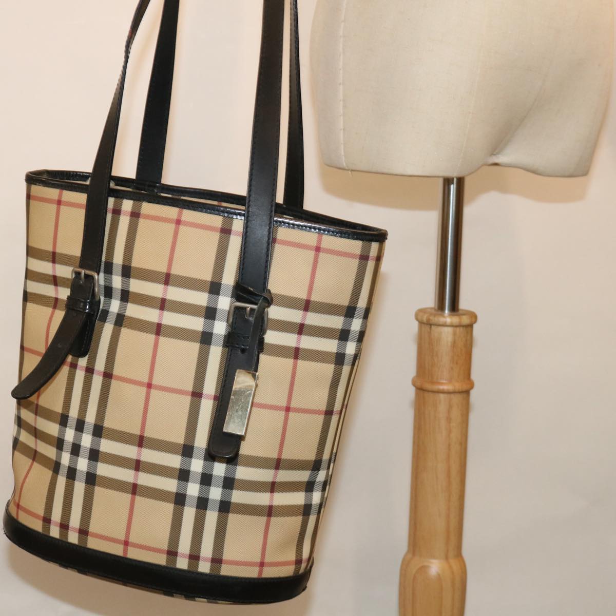 BURBERRY Nova Check Shoulder Bag Coated Canvas Beige Auth mr114