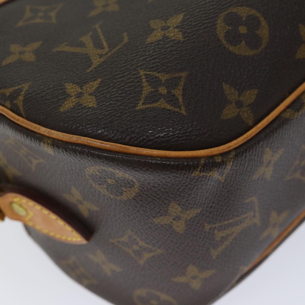 LOUIS VUITTON Monogram Blois Shoulder Bag M51221 LV Auth mr133