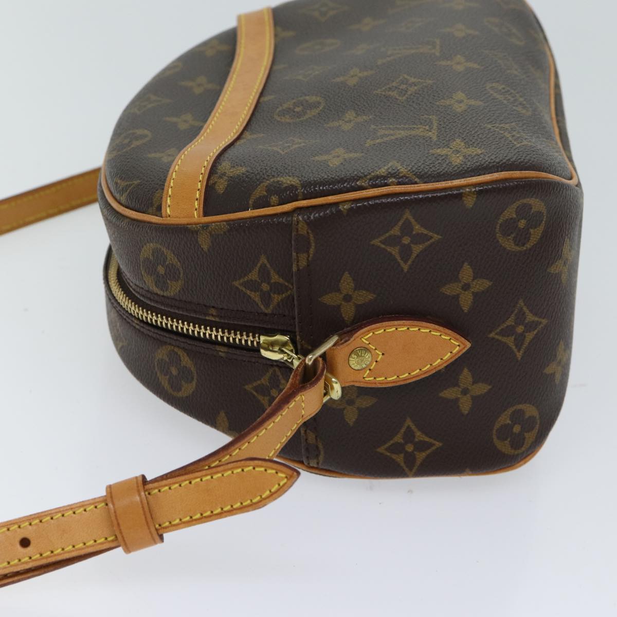 LOUIS VUITTON Monogram Blois Shoulder Bag M51221 LV Auth mr133