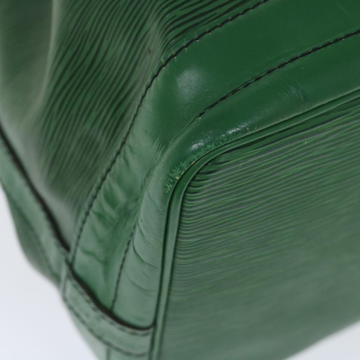 LOUIS VUITTON Epi Noe Shoulder Bag Green M44004 LV Auth mr148