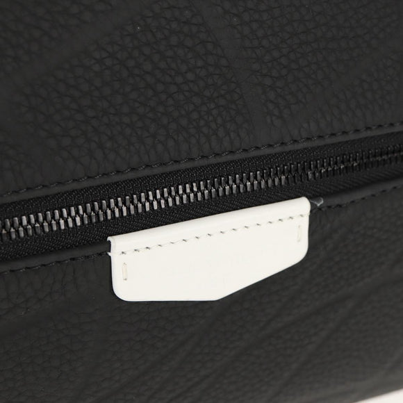 LOUIS VUITTON Discovery FIFA 2022 World Cup Leather M21391 Auth mr1602SM