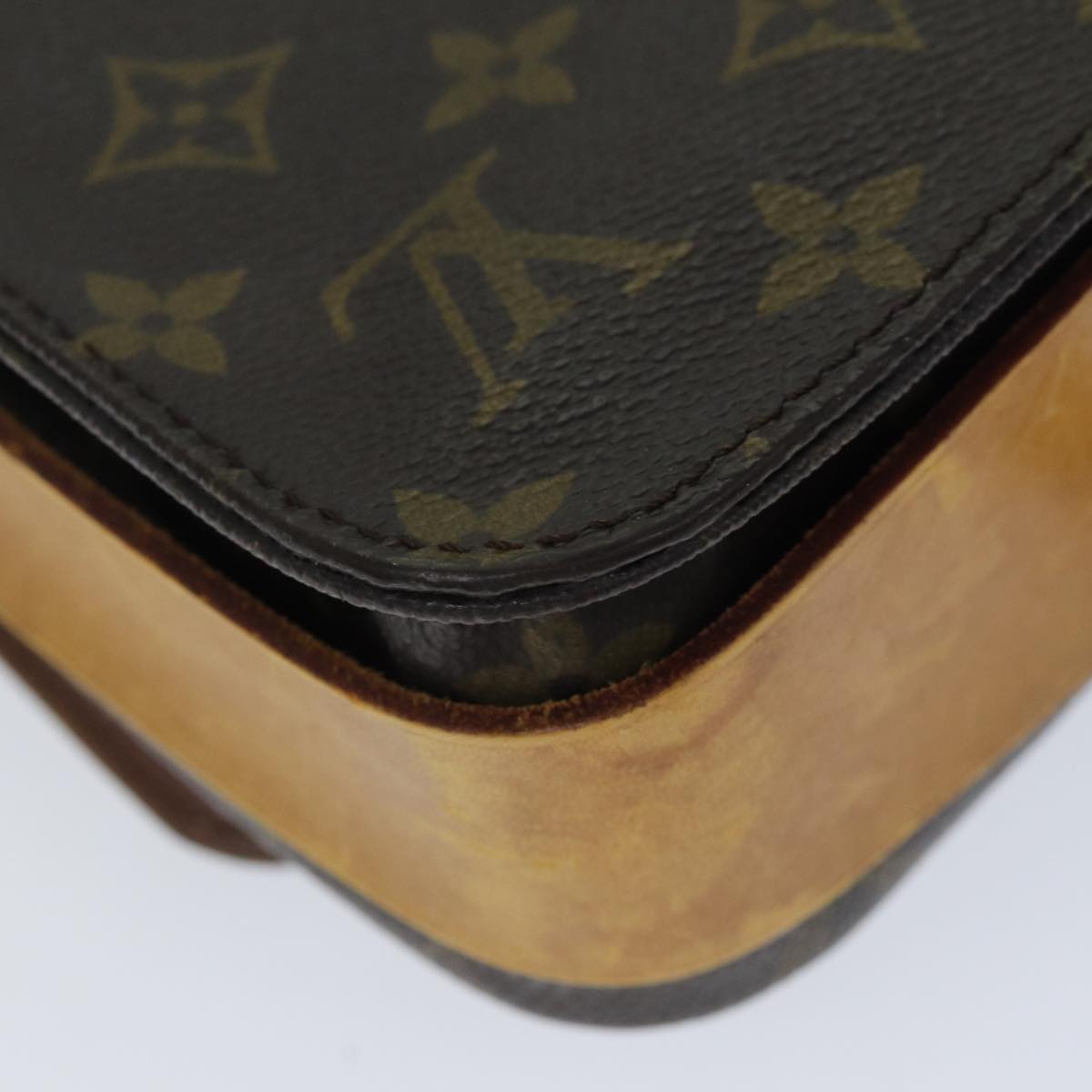 LOUIS VUITTON Monogram Cartouchiere MM Shoulder Bag M51253 LV Auth mr190