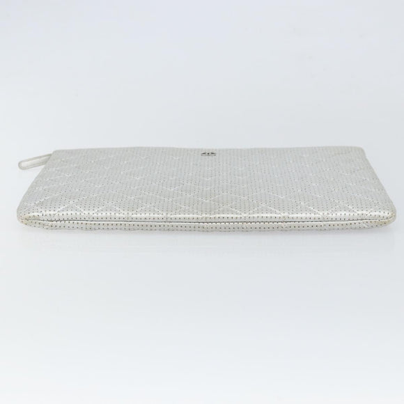 CHANEL Matelasse Punching Clutch Bag Leather Silver CC Auth mr1986