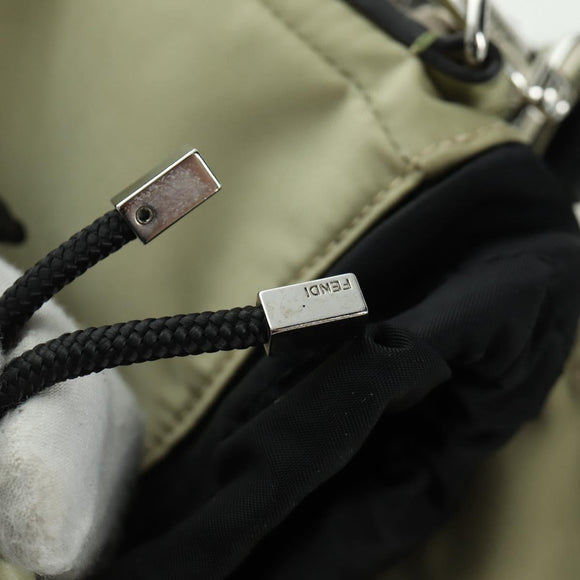 FENDI Fendines Umhängetasche Nylon Grün Silber Auth mr2067V