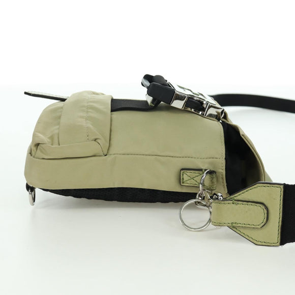 FENDI Fendines Umhängetasche Nylon Grün Silber Auth mr2067V