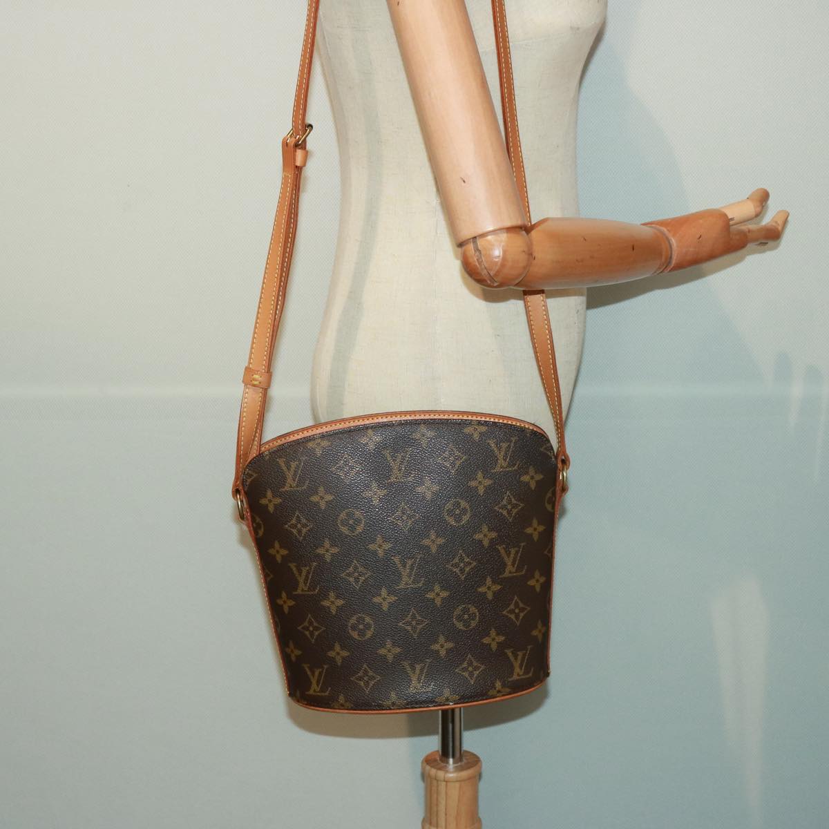 LOUIS VUITTON Monogram Drouot Shoulder Shoulder Bag M51290 LV Auth mr222