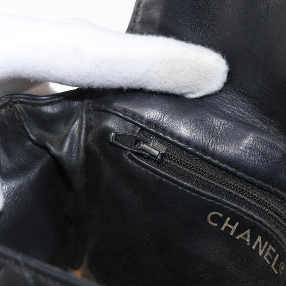 CHANEL Matelasse Gürteltasche Lammleder Schwarz Gold CC Auth mr2227