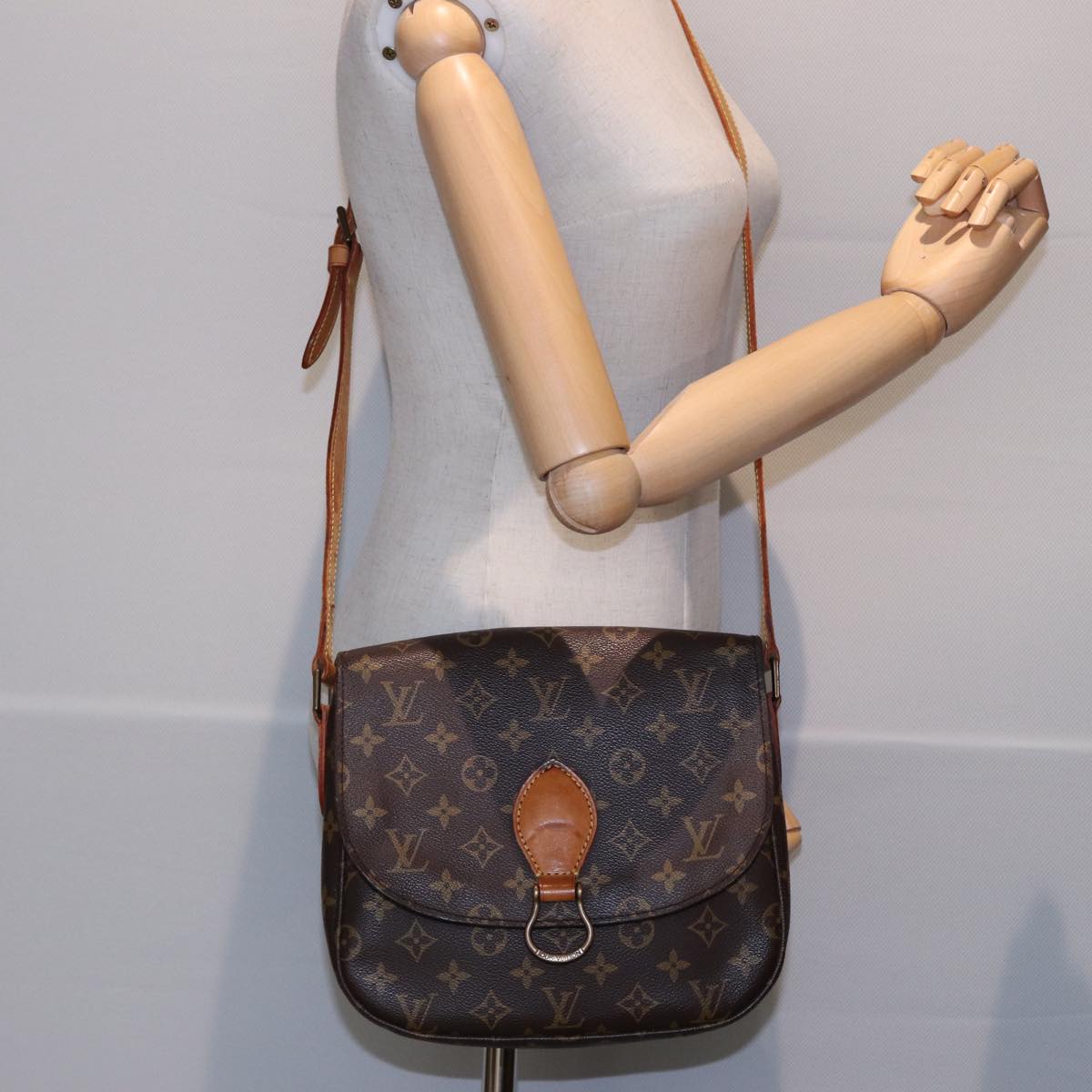 LOUIS VUITTON Monogram Saint Cloud GM Shoulder Bag M51242 LV Auth mr250