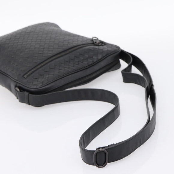 BOTTEGA VENETA INTRECCIATO Shoulder Bag Leather Black Silver Auth mr2878V