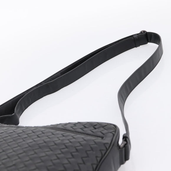 BOTTEGA VENETA INTRECCIATO Shoulder Bag Leather Black Silver Auth mr2878V