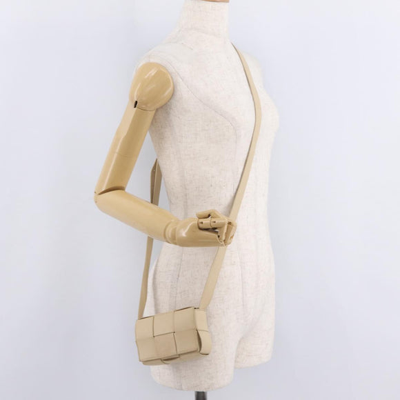 BOTTEGA VENETA MAXI INTRECCIATO Candy Cassette Bag Leather Beige Auth mr2981A