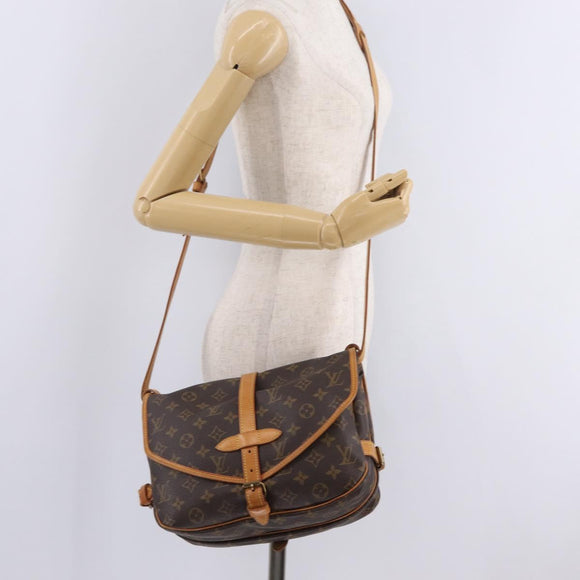 LOUIS VUITTON Monogram Saumur 30 Shoulder Bag M42256 LV Auth mr3006V