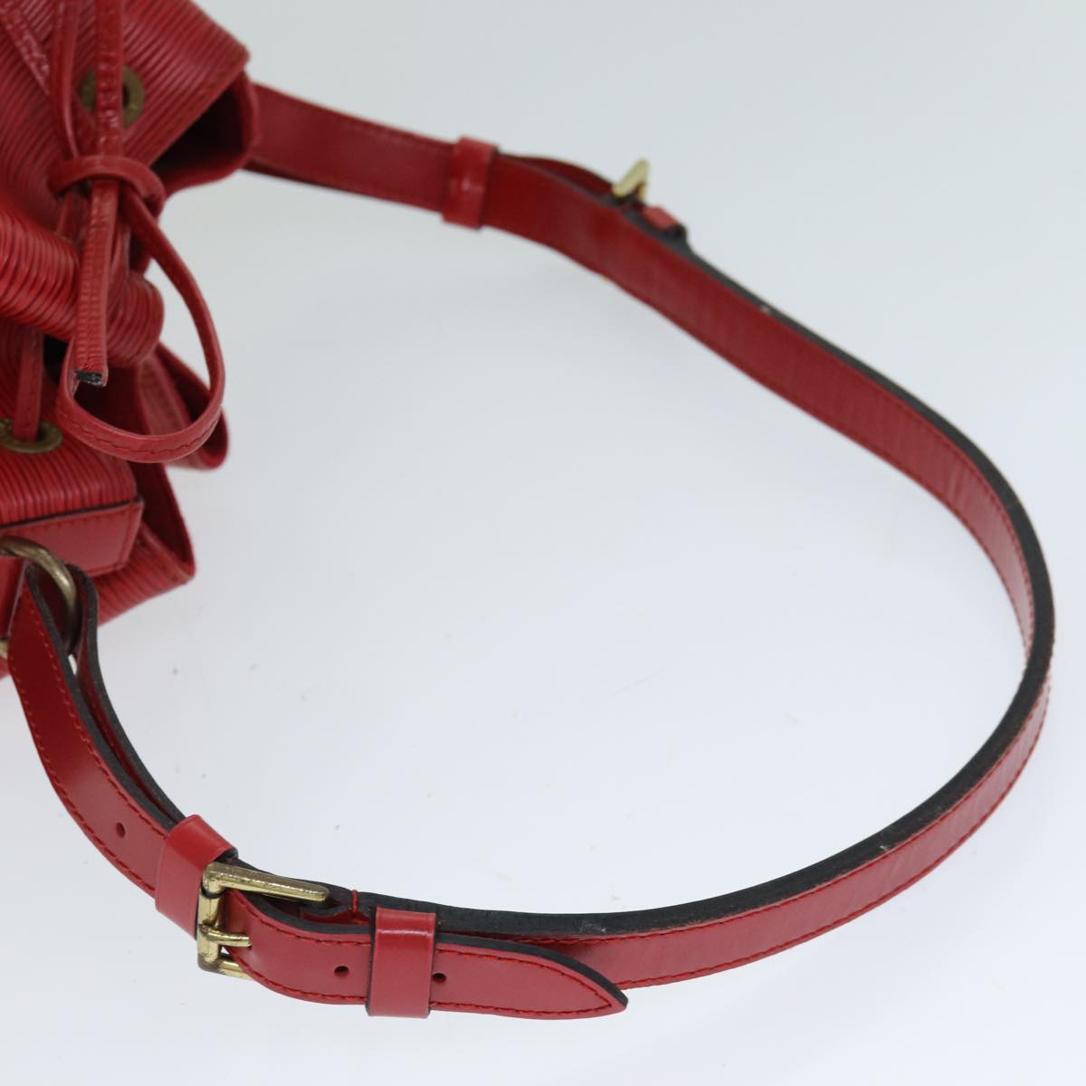 LOUIS VUITTON Epi Noe Shoulder Bag Red M44007 LV Auth mr323