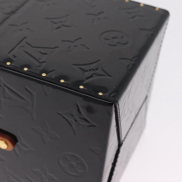 LOUIS VUITTON Monogram Vernis Bleecker Cosmetic Pouch Black LV Auth mr3231A