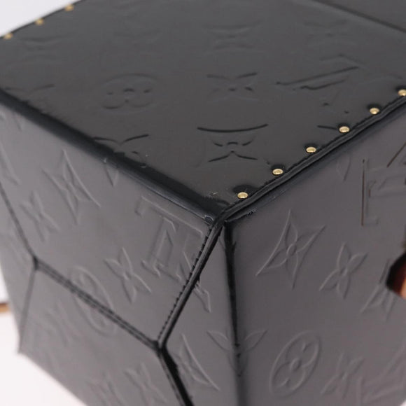 LOUIS VUITTON Monogram Vernis Bleecker Cosmetic Pouch Black LV Auth mr3231A