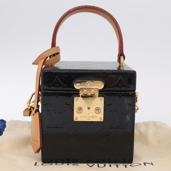 LOUIS VUITTON Monogram Vernis Bleecker Cosmetic Pouch Black LV Auth mr3231A