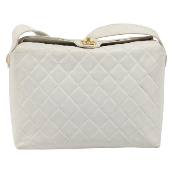 CHANEL Matelasse Chain Shoulder Bag Lamb Skin White Gold CC Auth mr3257