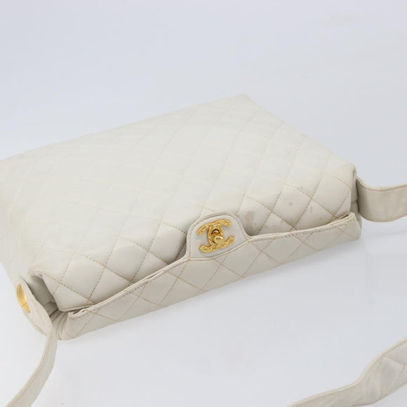 CHANEL Matelasse Chain Shoulder Bag Lamb Skin White Gold CC Auth mr3257