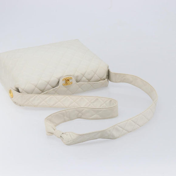 CHANEL Matelasse Chain Shoulder Bag Lamb Skin White Gold CC Auth mr3257