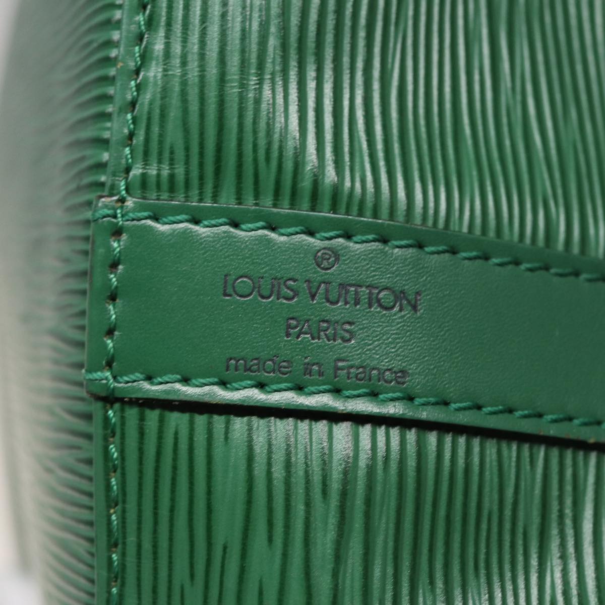 LOUIS VUITTON Epi Petit Noe Shoulder Bag Green M44104 LV Auth mr336