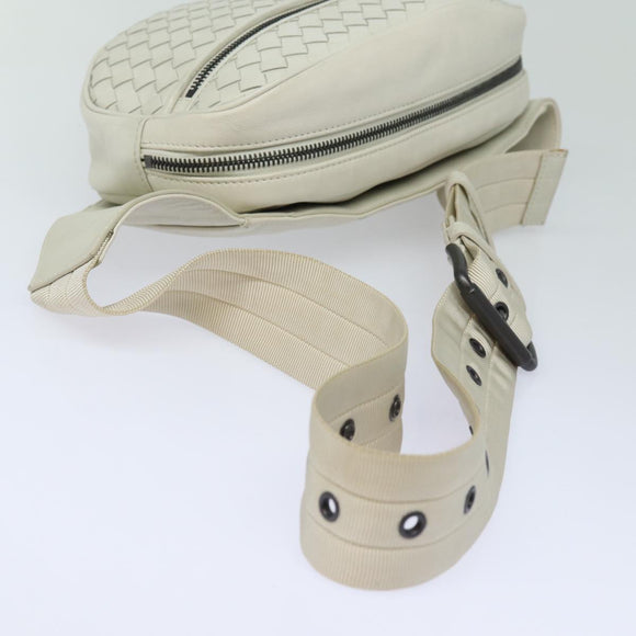 BOTTEGA VENETA INTRECCIATO Body Bag Leather White Auth mr354