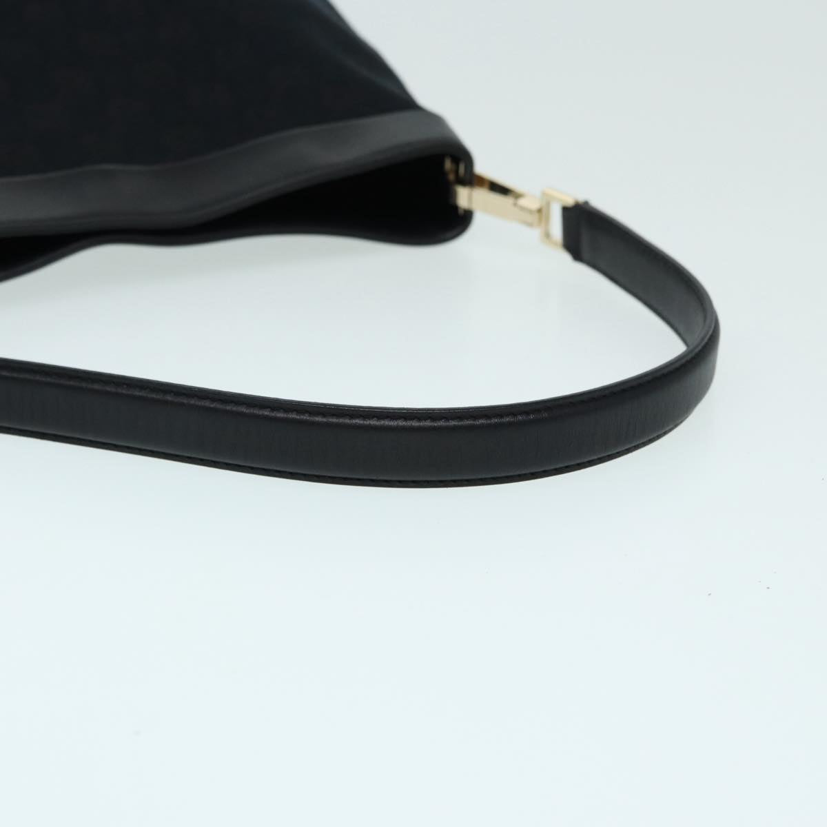 GUCCI GG Canvas Shoulder Bag Black 001 4231 Auth mr368