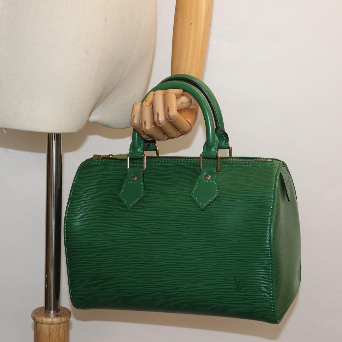 LOUIS VUITTON Epi Speedy 25 Hand Bag Borneo Green M43014 LV Auth mr395A