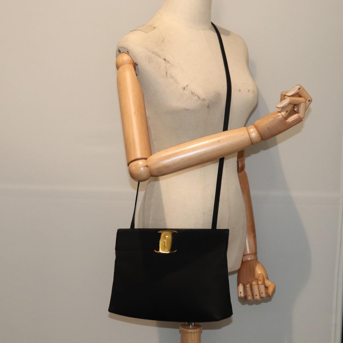 Salvatore Ferragamo Shoulder Bag Suede Leather Black Gold Auth mr442