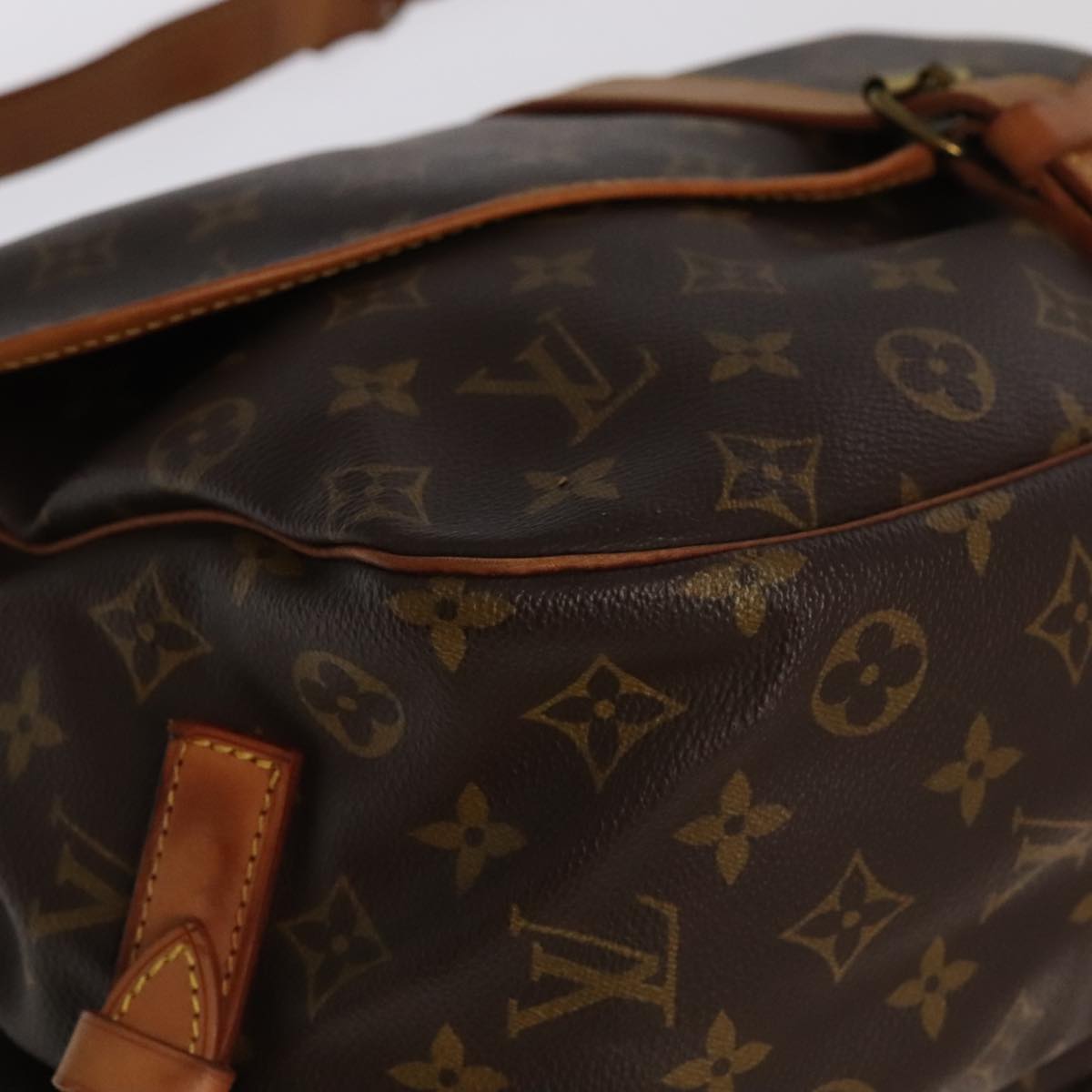 LOUIS VUITTON Monogram Saumur 35 Shoulder Bag M42254 LV Auth mr547