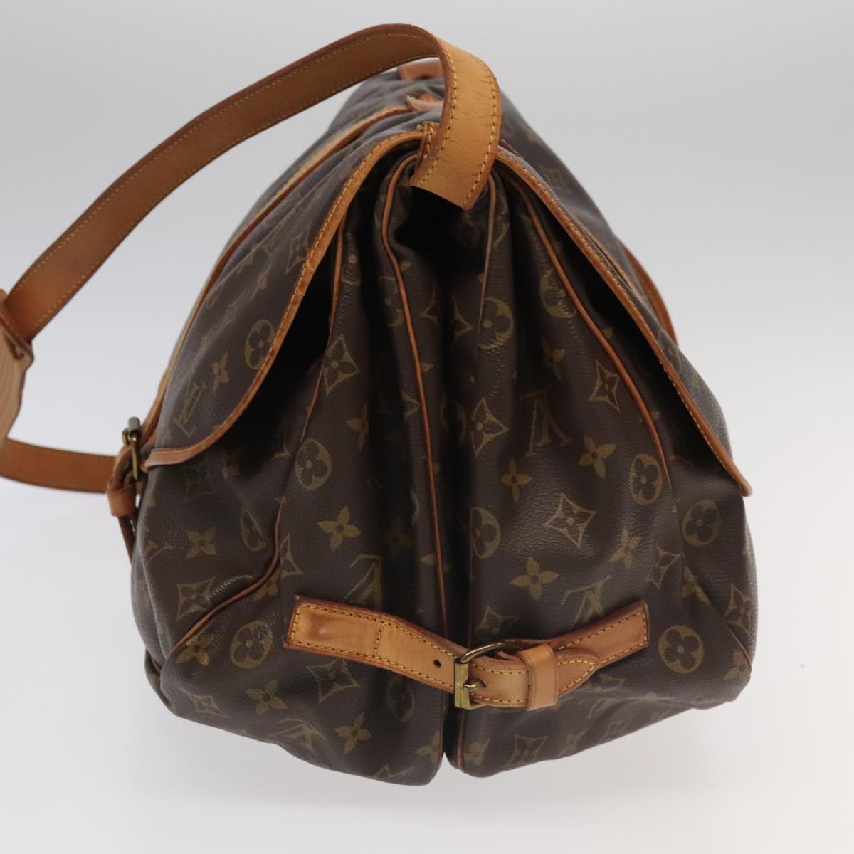 LOUIS VUITTON Monogram Saumur 35 Shoulder Bag M42254 LV Auth mr547