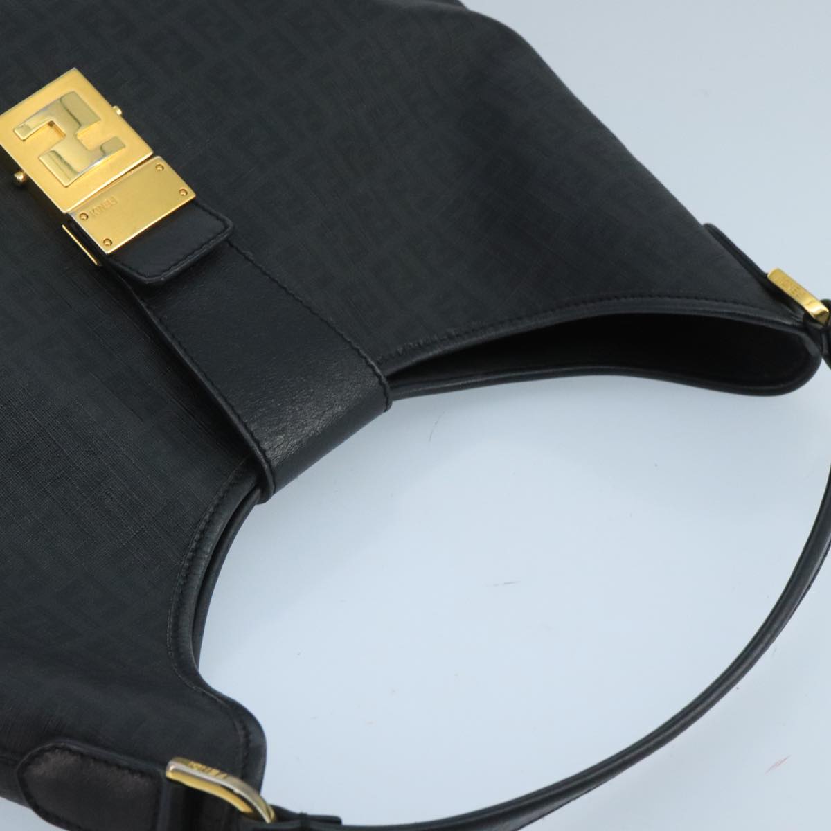 FENDI Zucchino Canvas Shoulder Bag Black Auth mr746