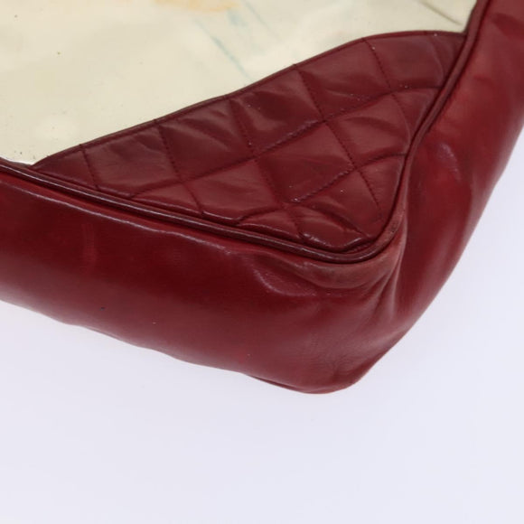 CHANEL Matelasse Chain Shoulder Bag Vinyl Red CC Auth MX212