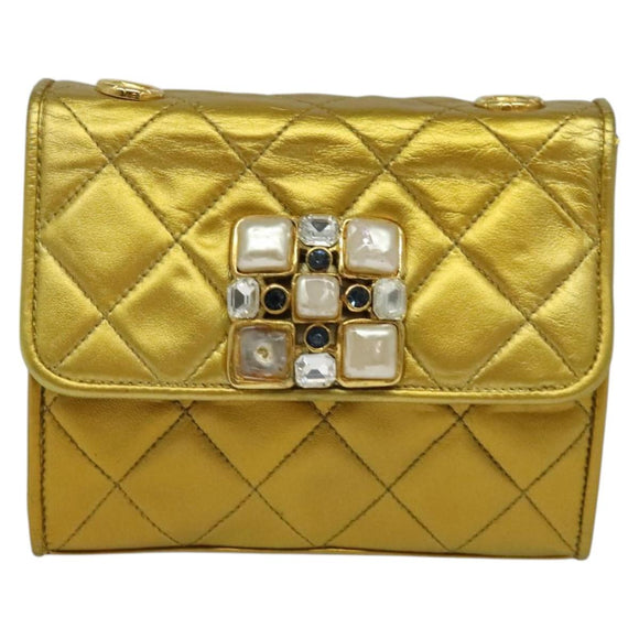 CHANEL Matelasse Chain Shoulder Bag Leather Gold CC Auth MX423