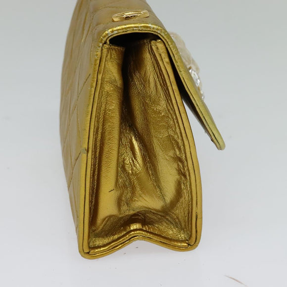 CHANEL Matelasse Chain Shoulder Bag Leather Gold CC Auth MX423