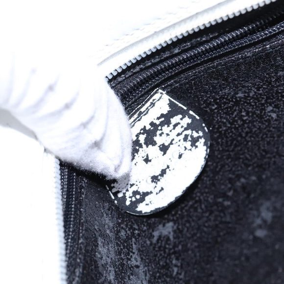 GUCCI Shoulder Bag Patent leather White Auth nb038