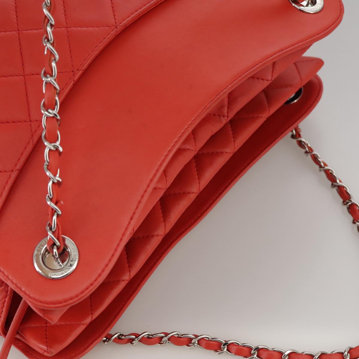 CHANEL Matelasse Chain Tote Bag Lamb Skin Red Silver CC Auth PP023