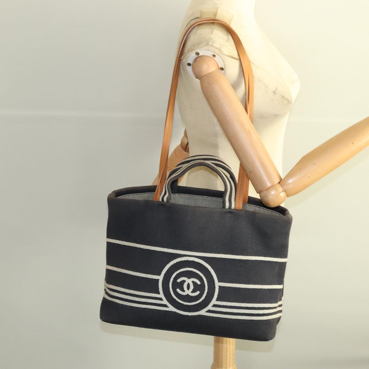 CHANEL Tote Bag Denim Navy CC Auth PP037