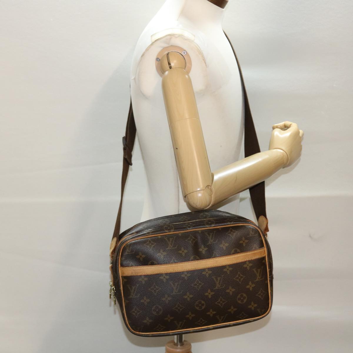 LOUIS VUITTON Monogram Reporter PM Shoulder Bag M45254 LV Auth rd5517