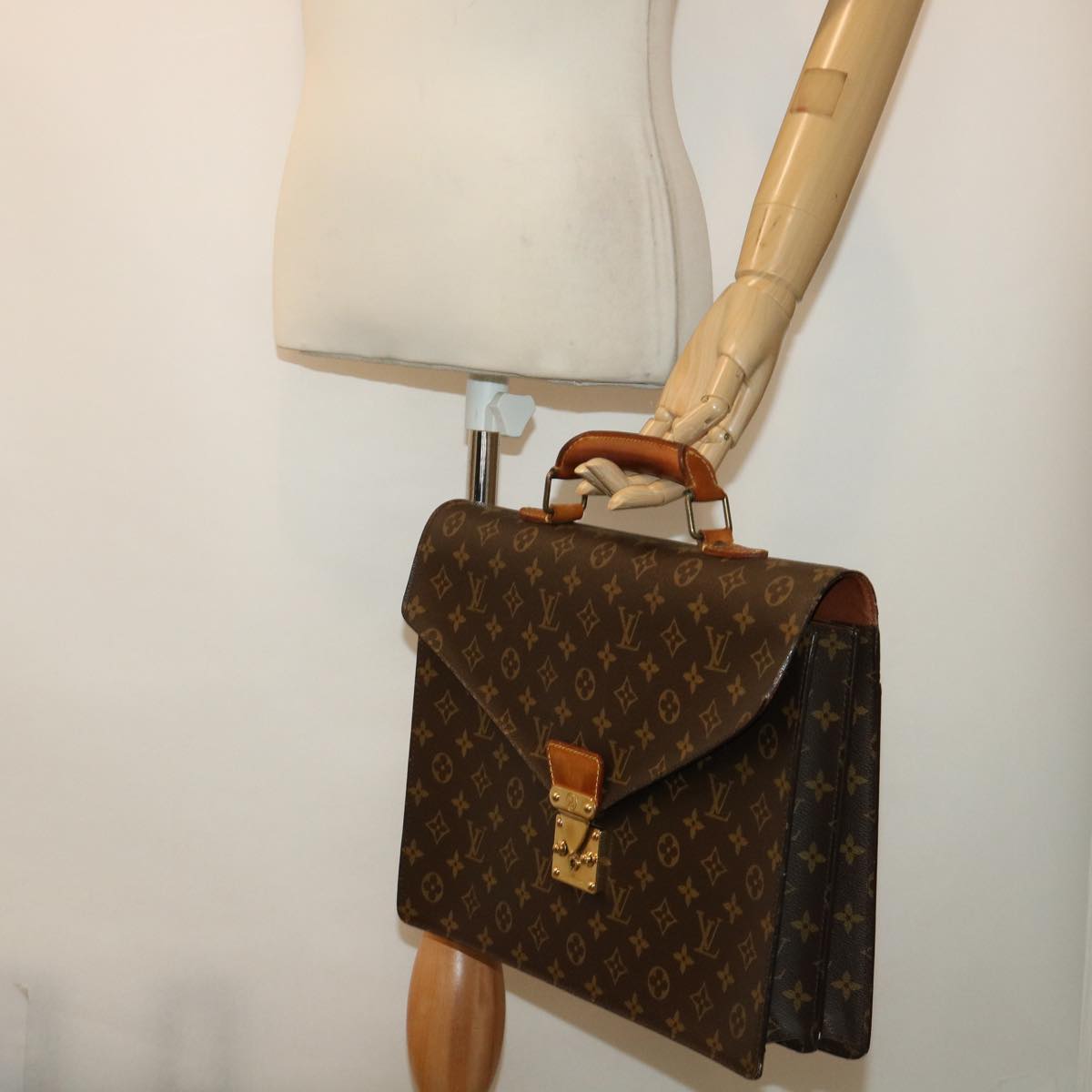 LOUIS VUITTON Monogram Serviette Conseiller Briefcase M53331 LV Auth rd5661