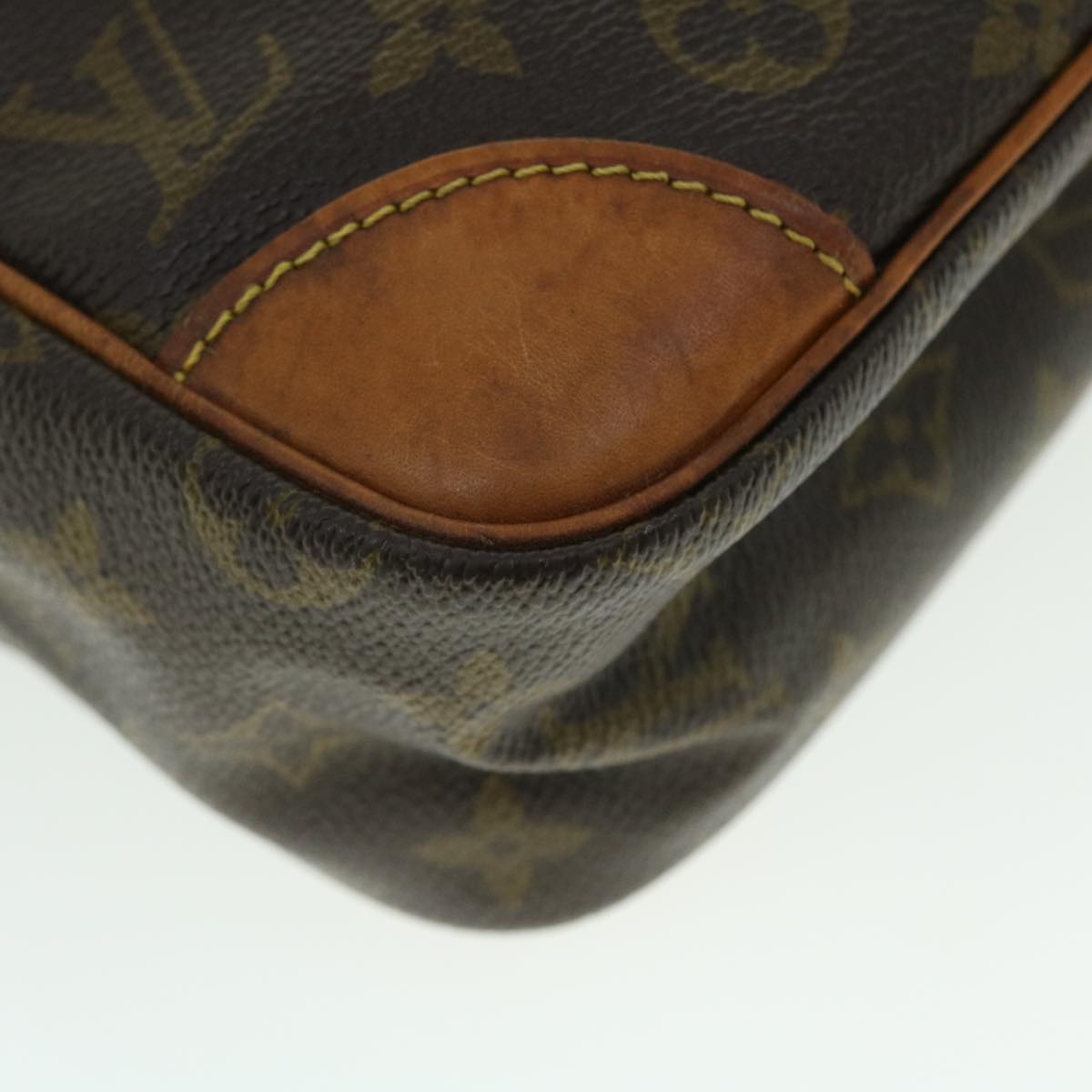 LOUIS VUITTON Monogram Danube MM Shoulder Bag M45264 LV Auth rd5715