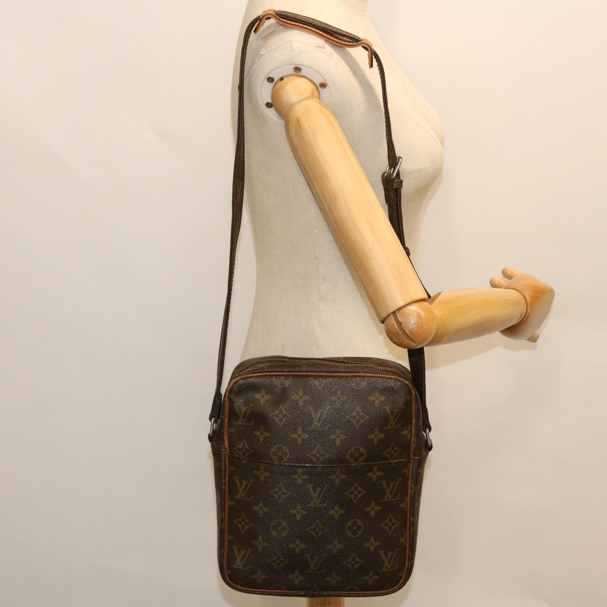 LOUIS VUITTON Monogram Petit Marceau Shoulder Bag M40264 LV Auth rd5744