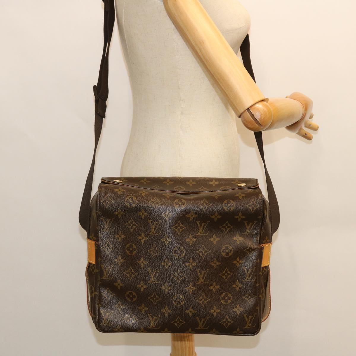 LOUIS VUITTON Monogram Naviglio Shoulder Bag SPO M50205 LV Auth rd5765