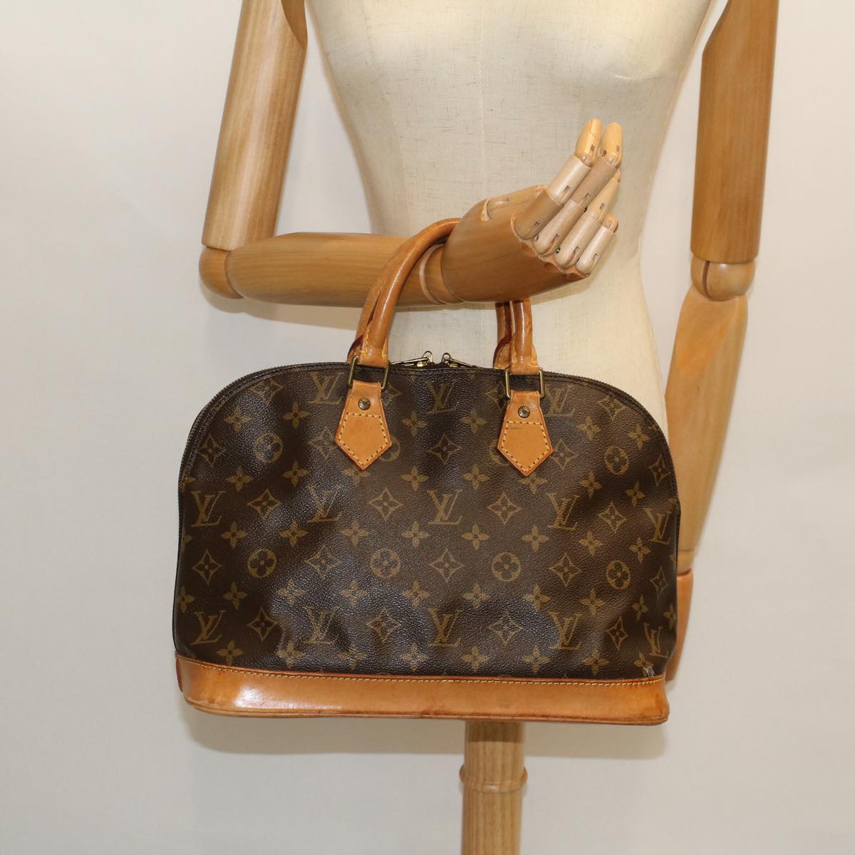 LOUIS VUITTON Monogram Alma Hand Bag M51130 LV Auth rd5772