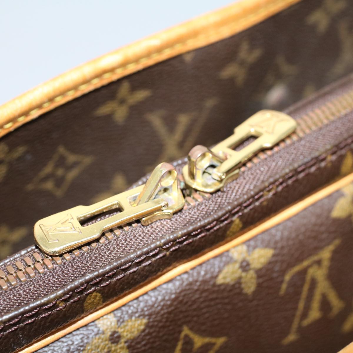 LOUIS VUITTON Monogram Rivoli Hand Bag M53380 LV Auth rd5849