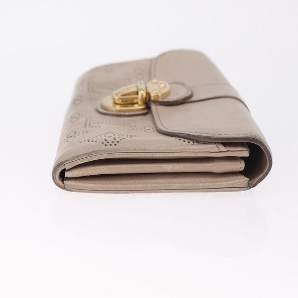 LOUIS VUITTON Mahina Portefeuille Iris Wallet Beige M58094 LV Auth SK262