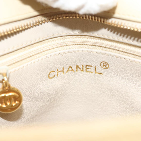 CHANEL Matelasse Chain Shoulder Bag Lamb Skin Beige Gold CC Auth sw1131
