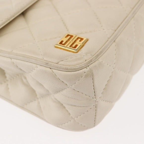 GIVENCHY Chain Shoulder Bag Leather White Auth sw1598